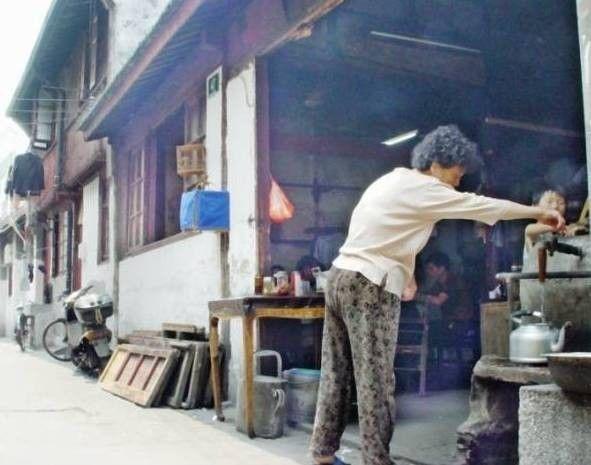 被时光淹没的弄堂回忆(多图)