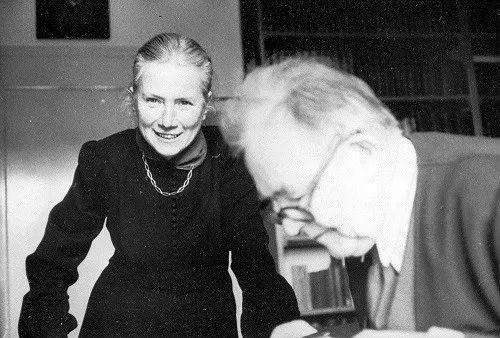 明星的神化与祛魅